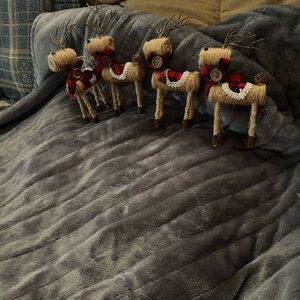 4 pieces Rustic Twine Reindeer Decor